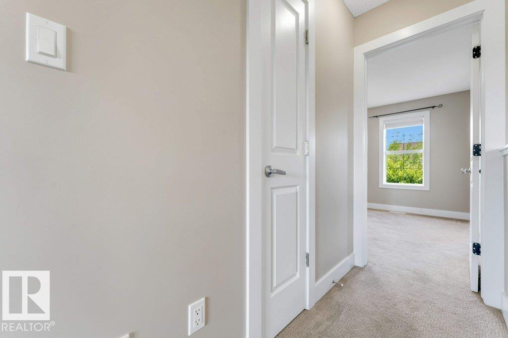 2122 24 ST NW - 32