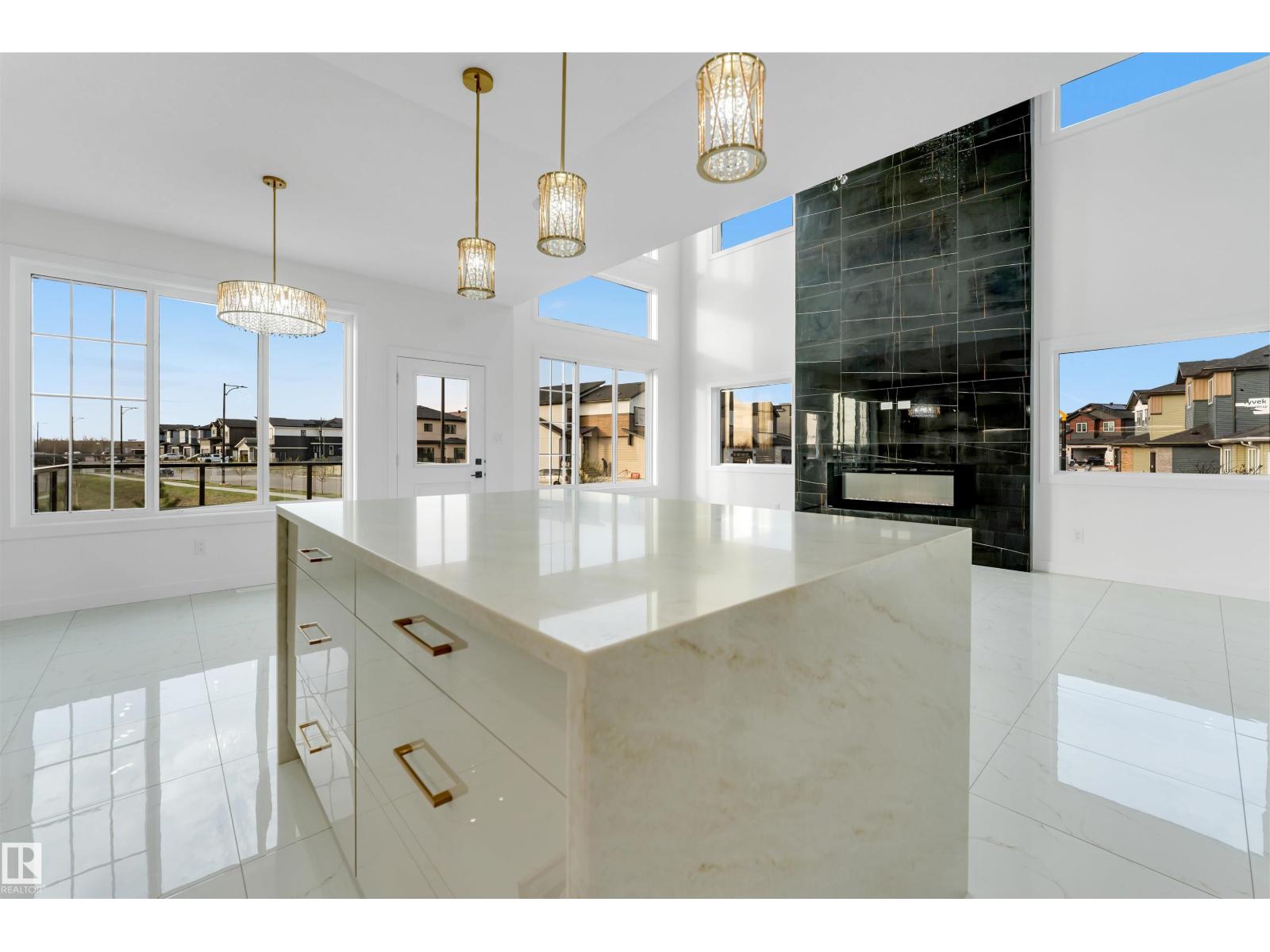 1536 64 Ave NE - 6