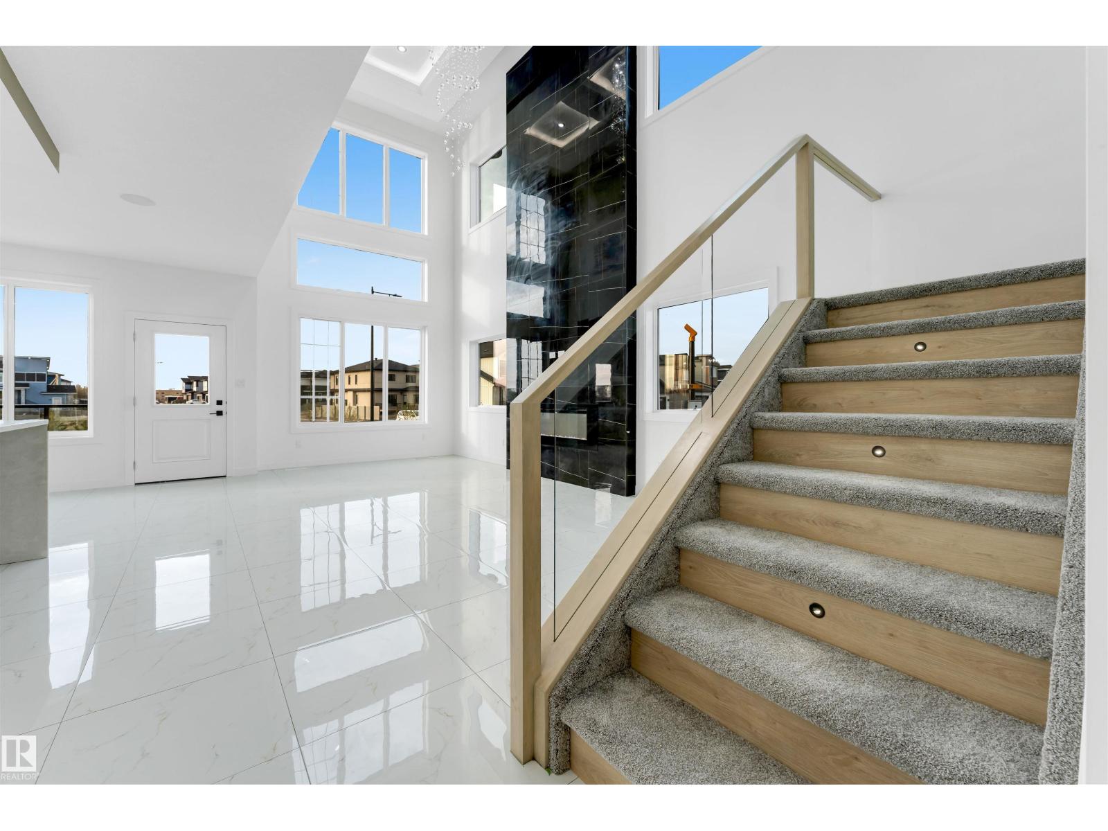 1536 64 Ave NE - 20
