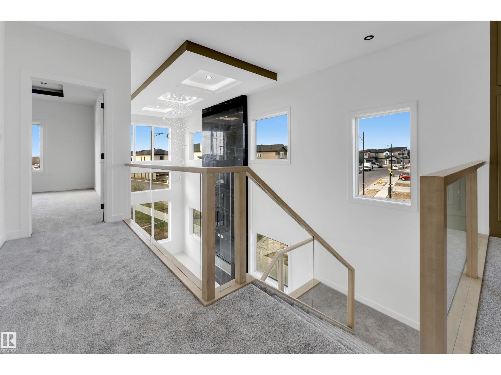 1536 64 Ave NE - 21