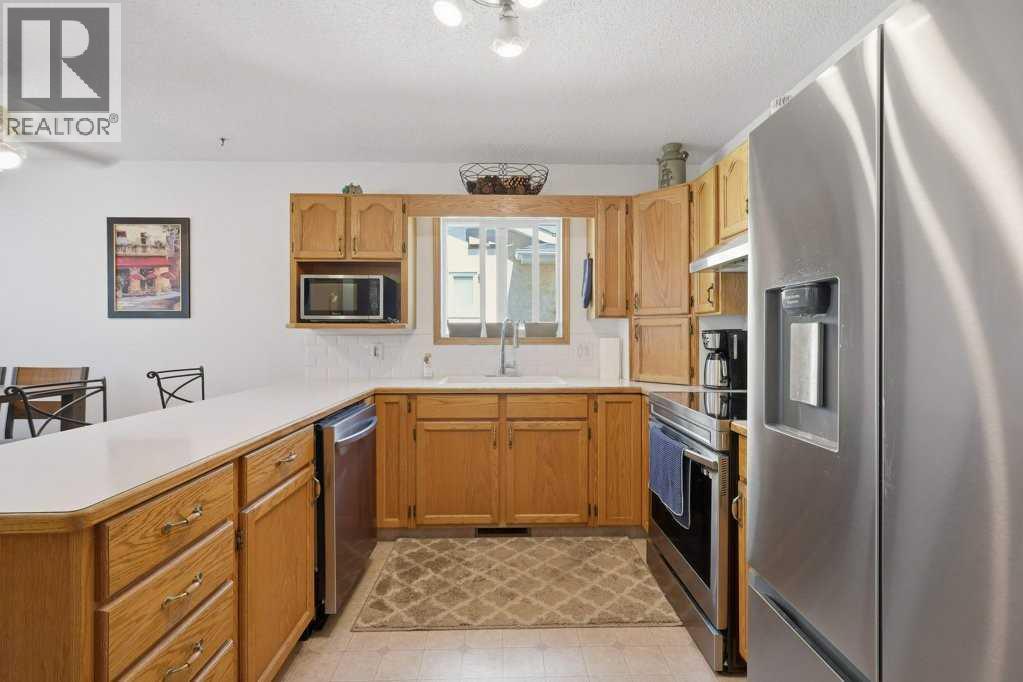 Listing photo – 23 Kemp Avenue, Red Deer