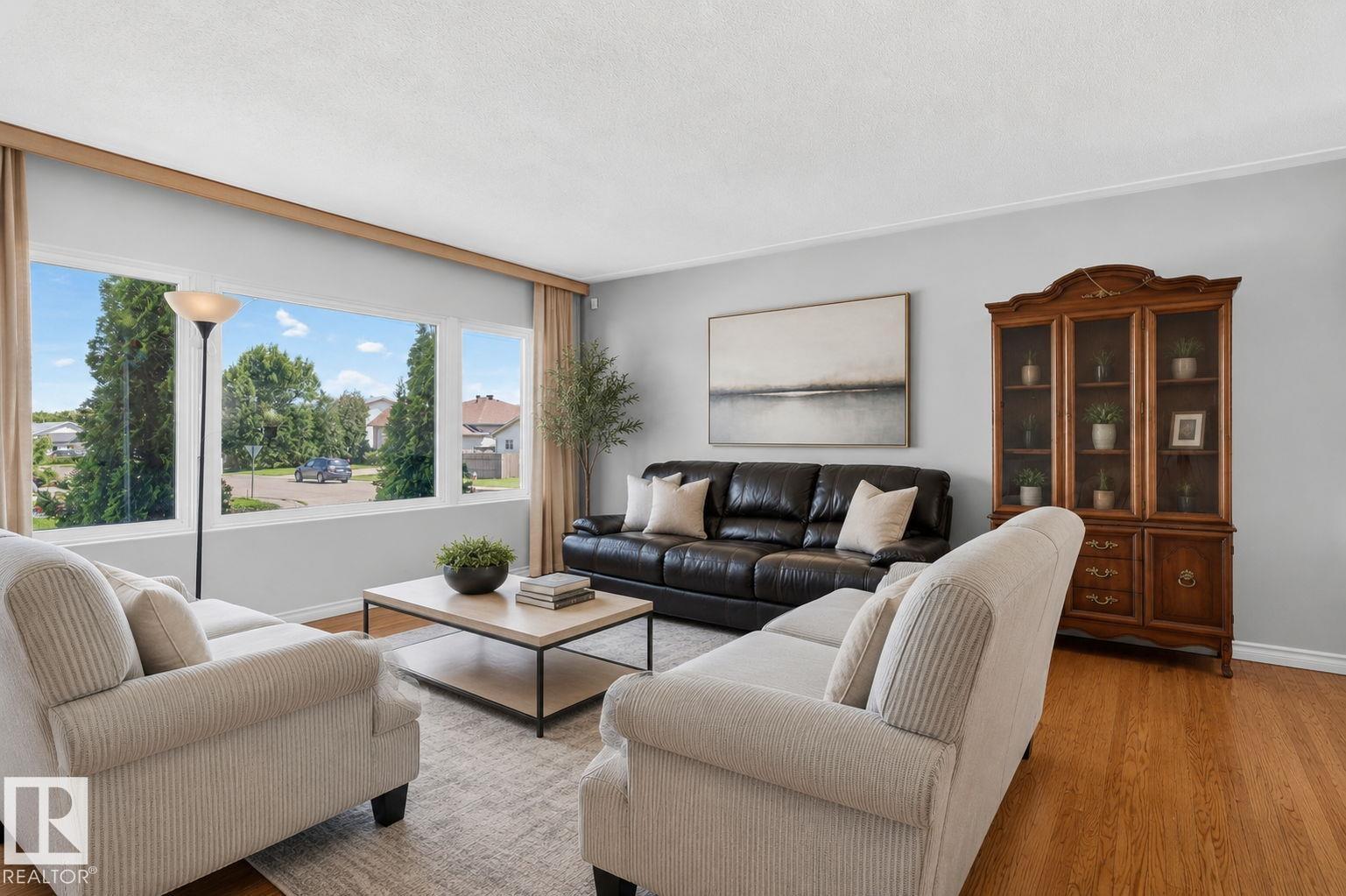 12238 48 ST NW - 2