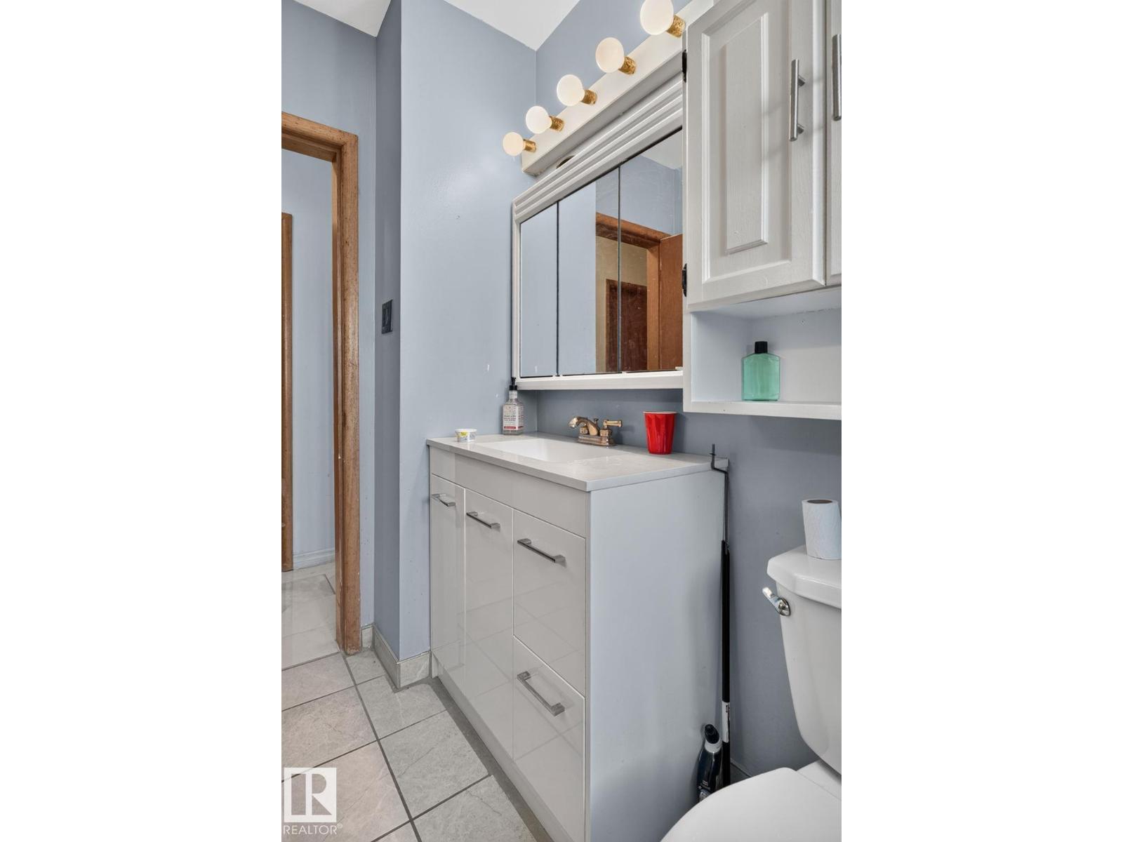 12238 48 ST NW - 30
