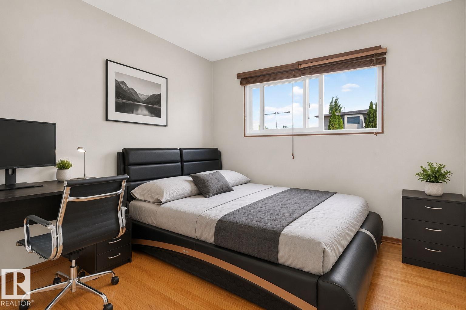 12238 48 ST NW - 16