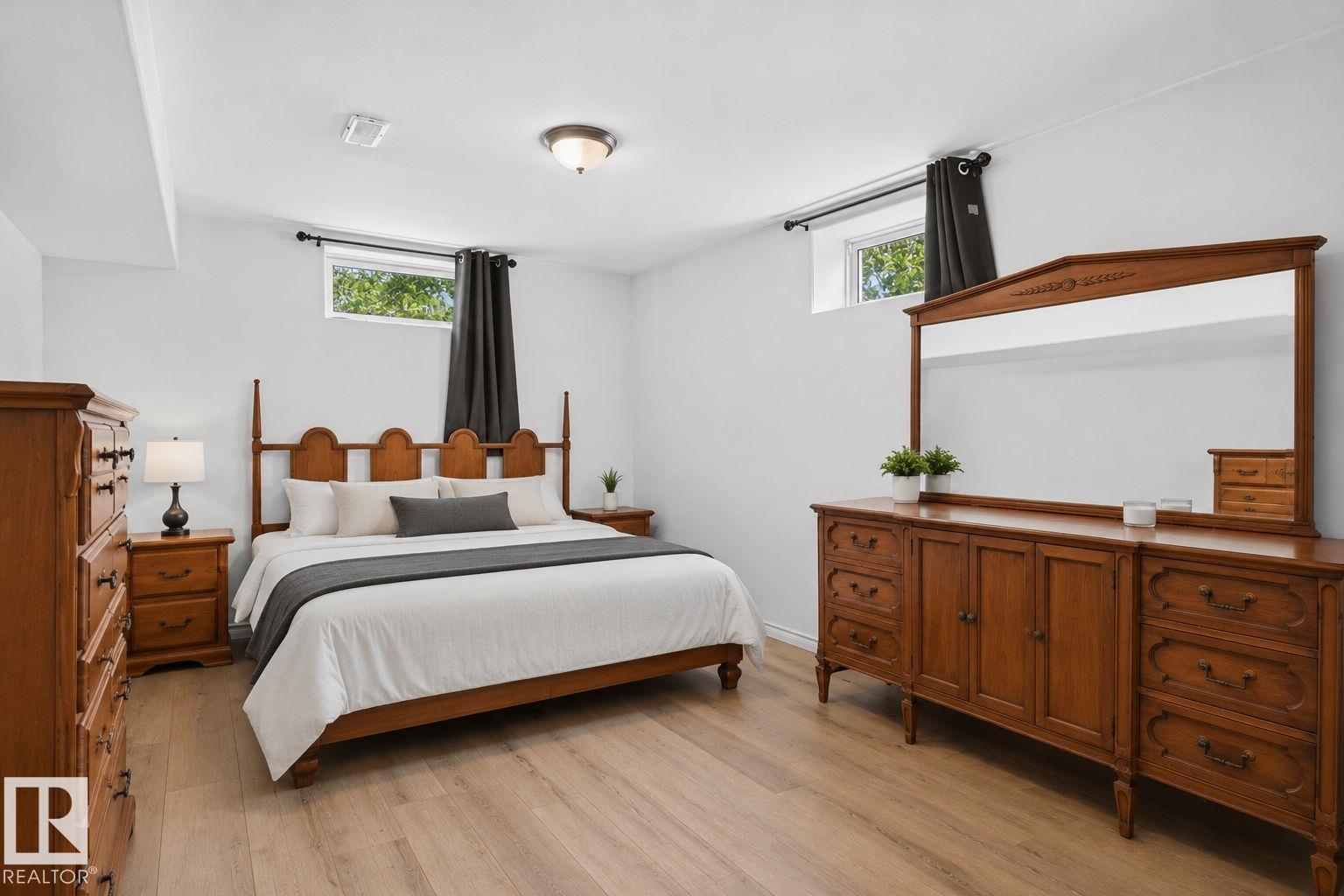 12238 48 ST NW - 26