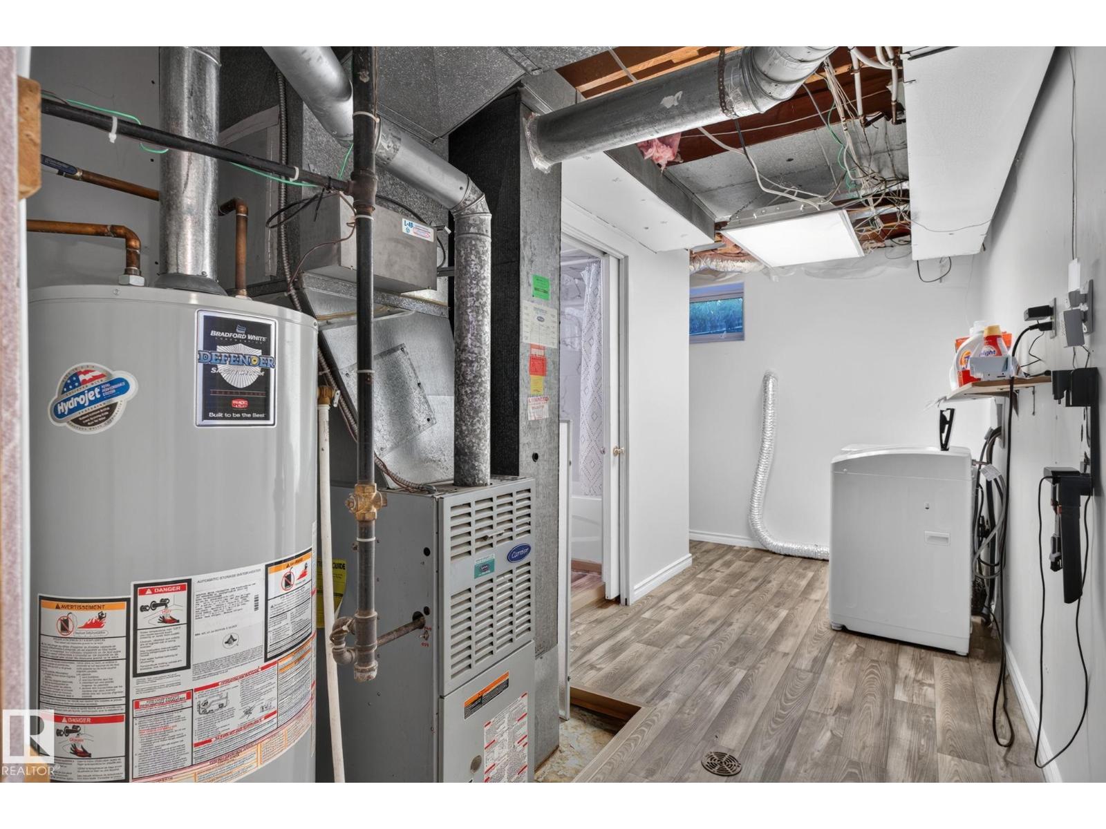 12238 48 ST NW - 33
