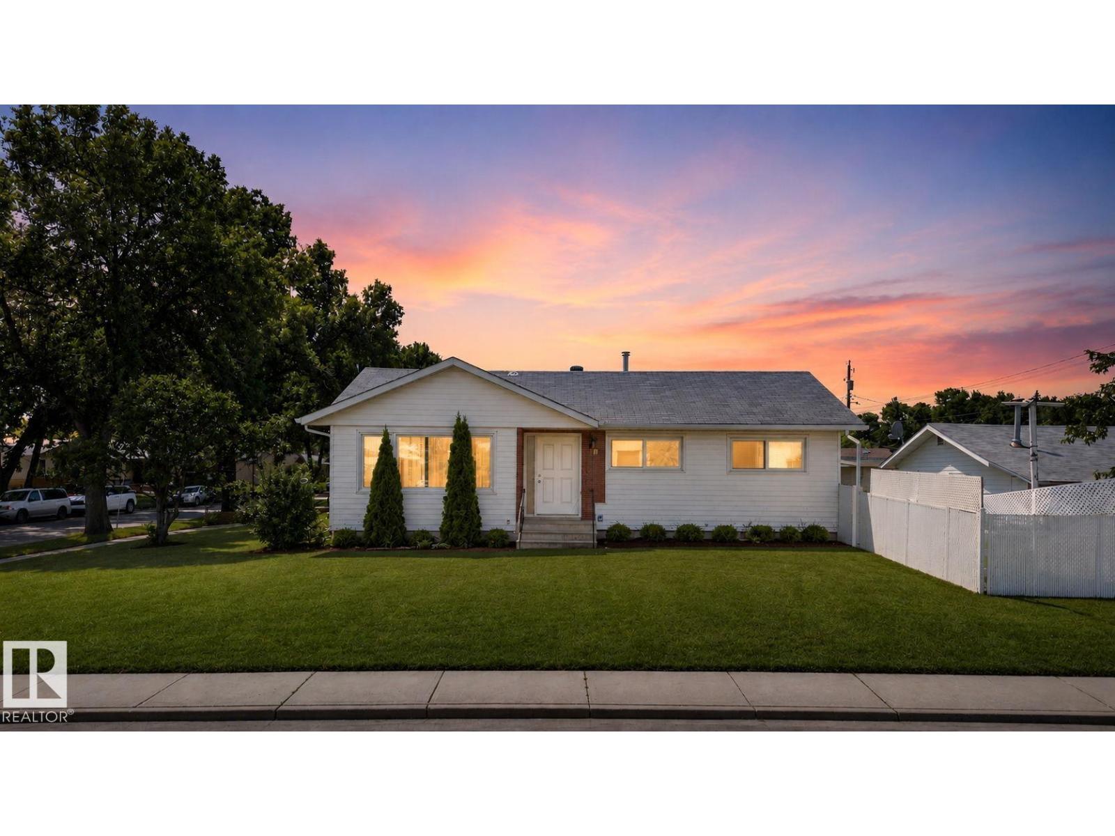 12238 48 ST NW - 39