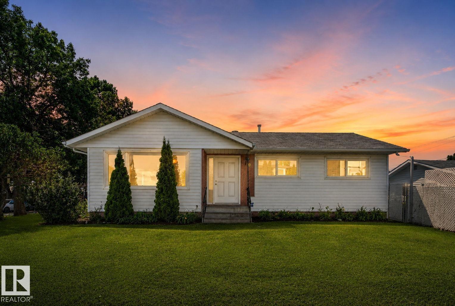 12238 48 ST NW - 40