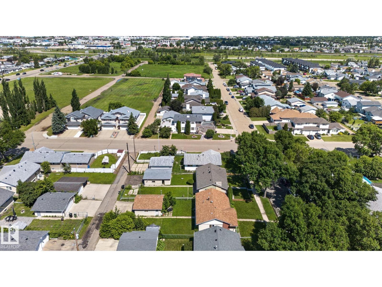 12238 48 ST NW - 44