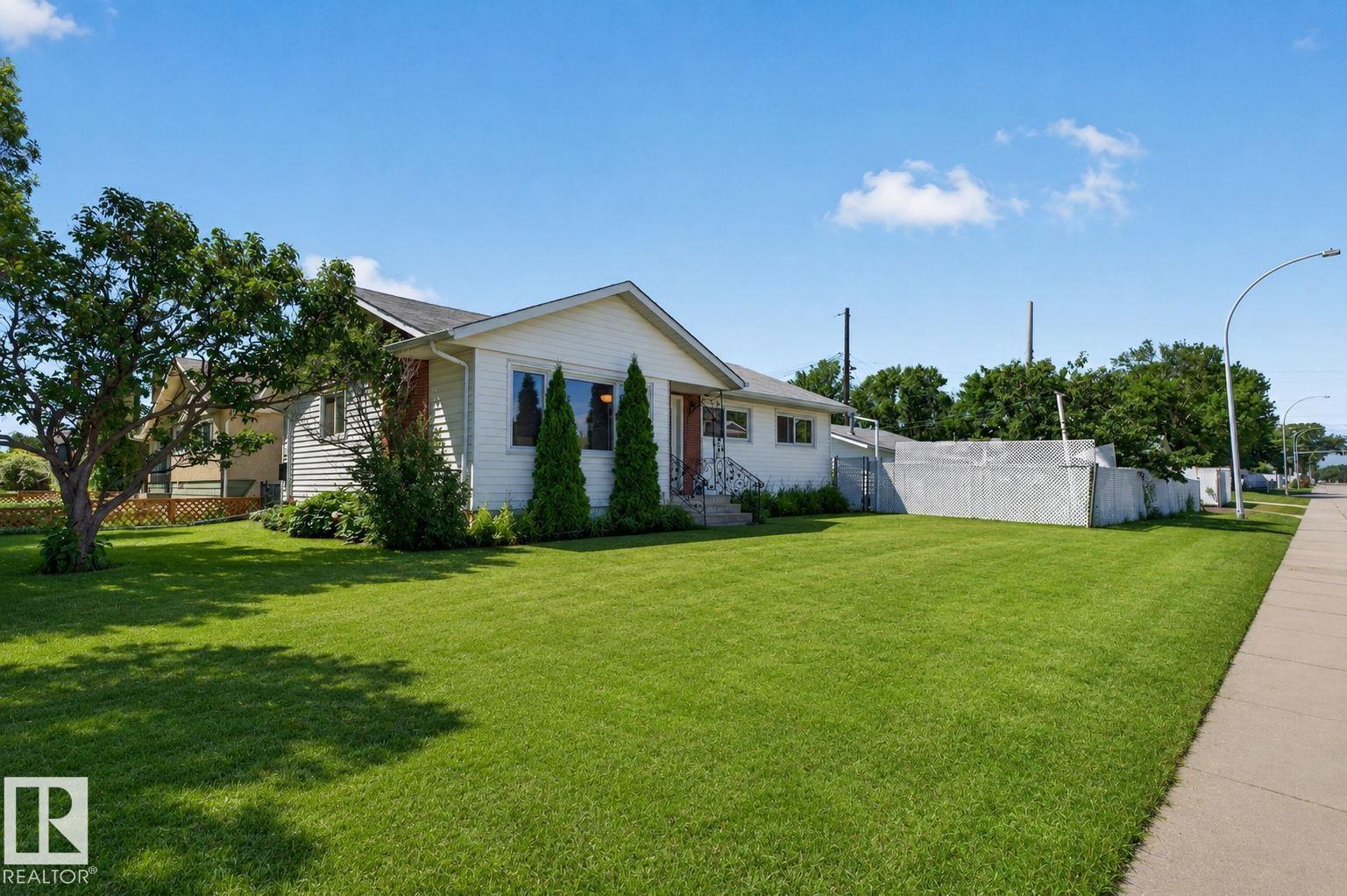 12238 48 ST NW - 42