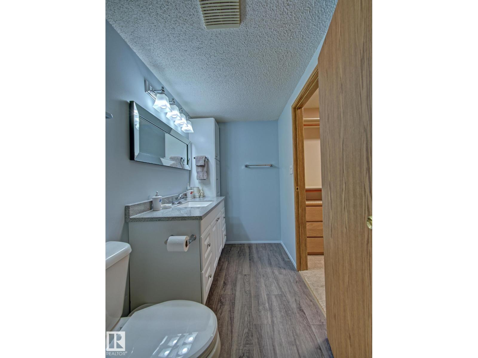 #109 9985 93 AV - 39