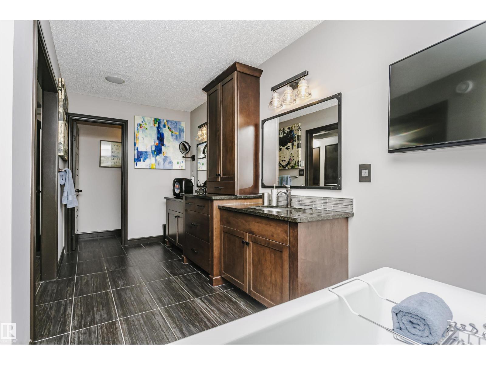 721 178A ST SW - 43