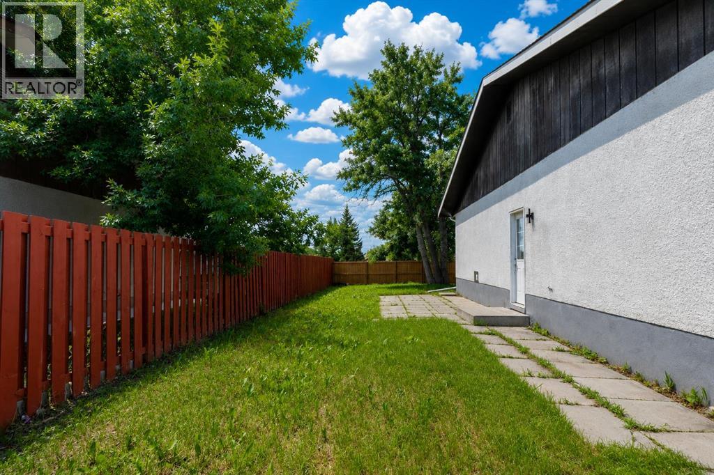937 Marcombe Drive NE - 35