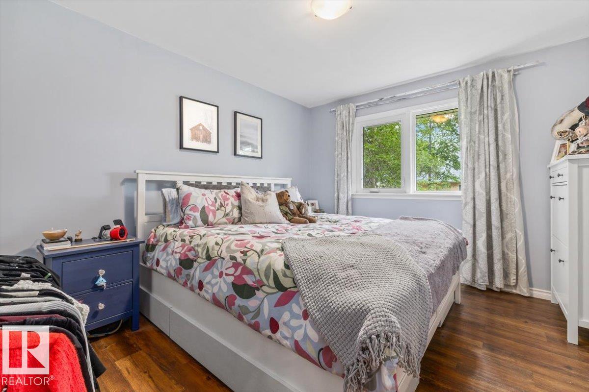 11430 122 ST NW - 18