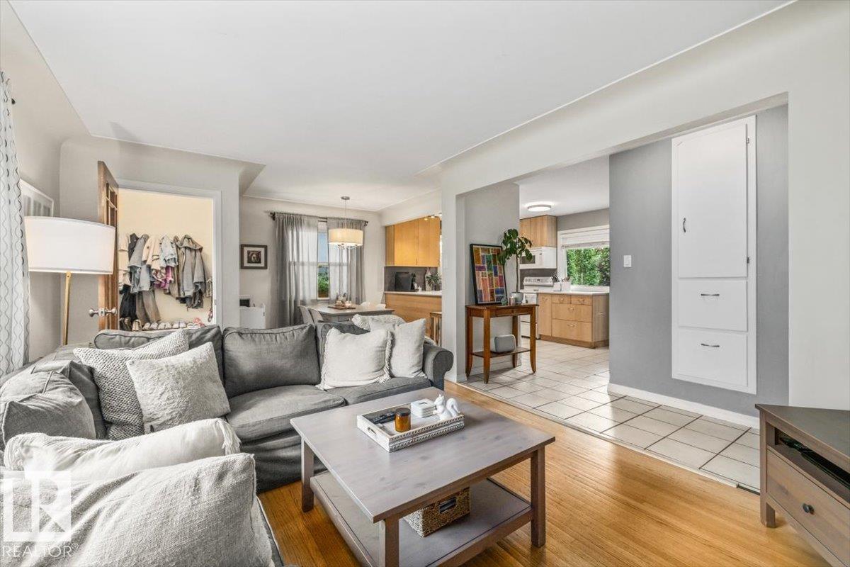 11430 122 ST NW - 14