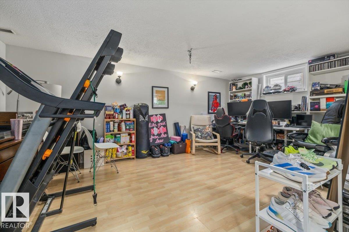 11430 122 ST NW - 22