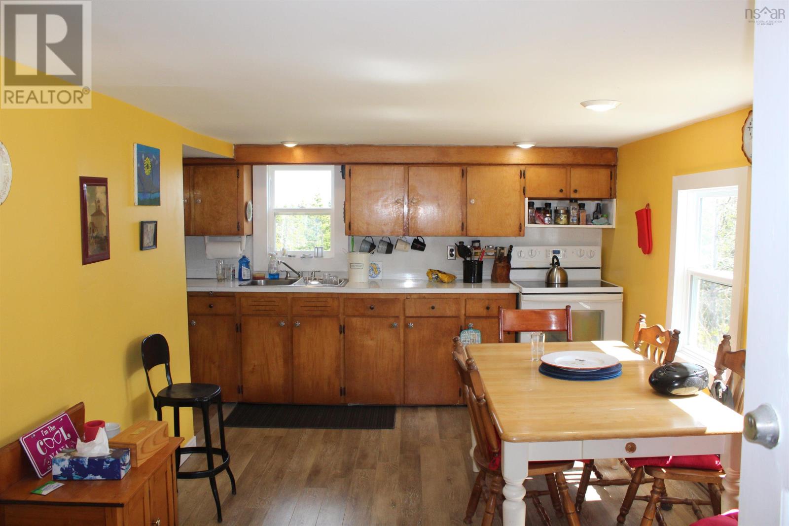 1933 West Ship Harbour Road - 6
