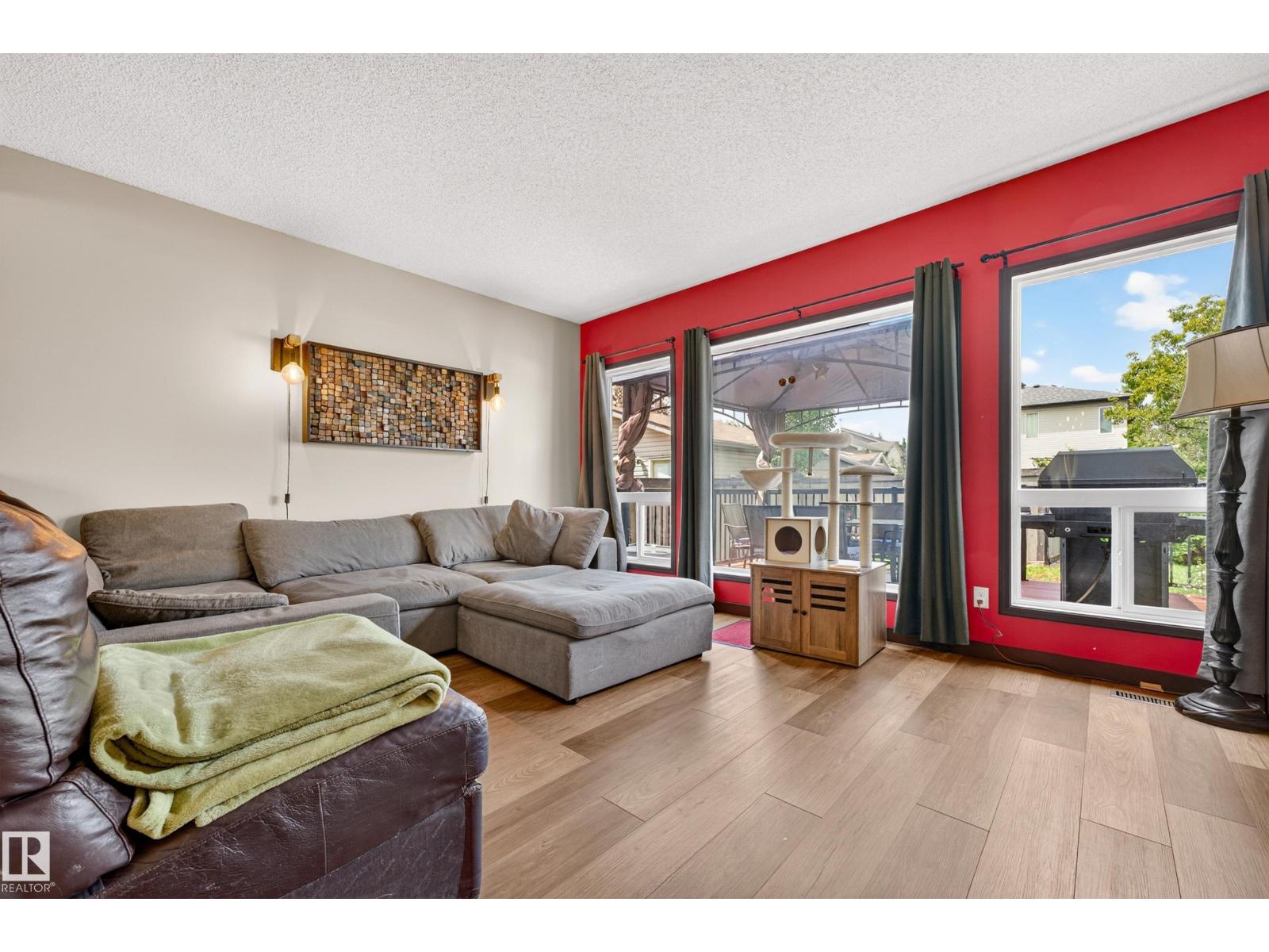 14 BIRCHGLEN CR — photo 16