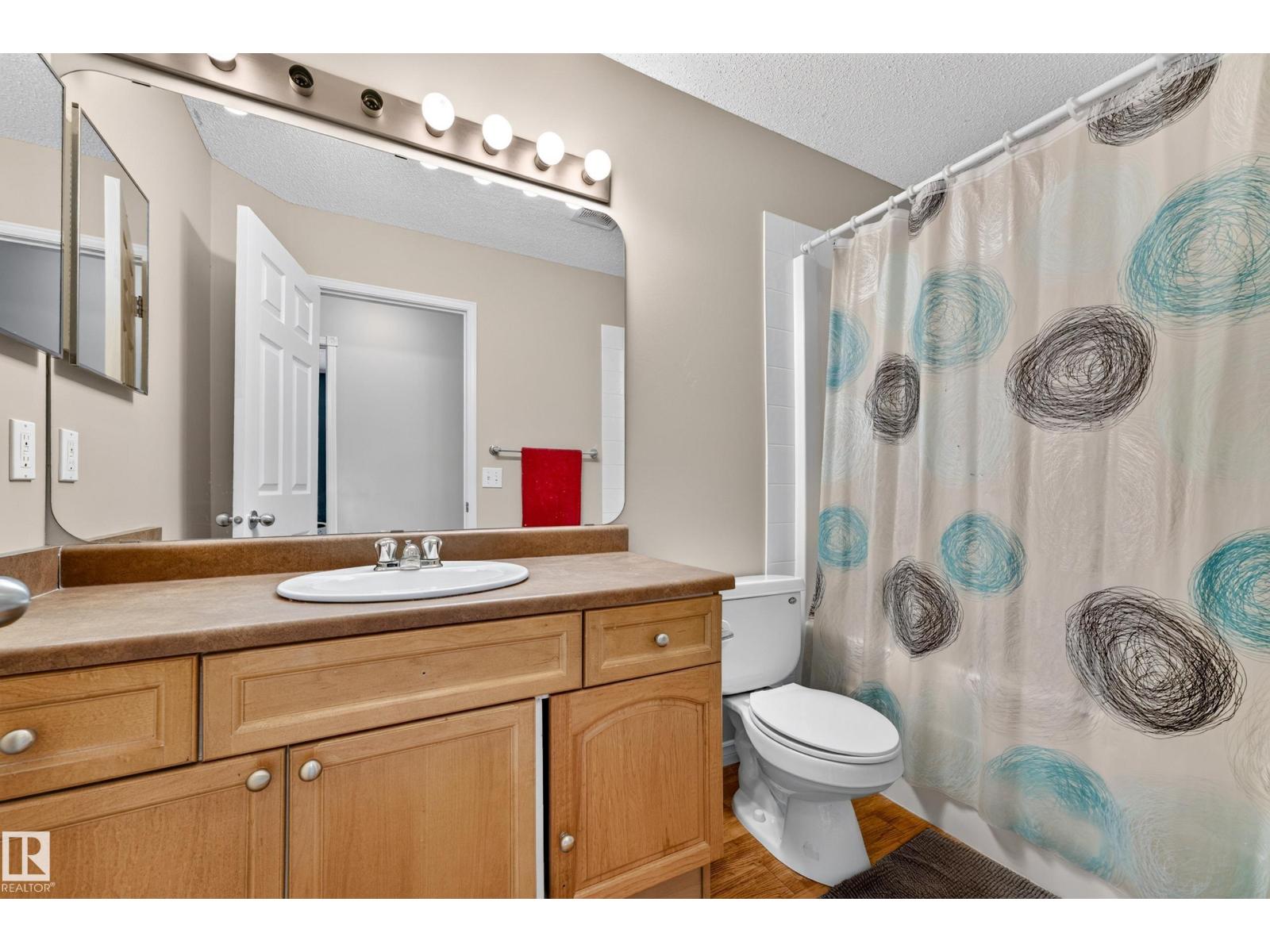 14 BIRCHGLEN CR — photo 32