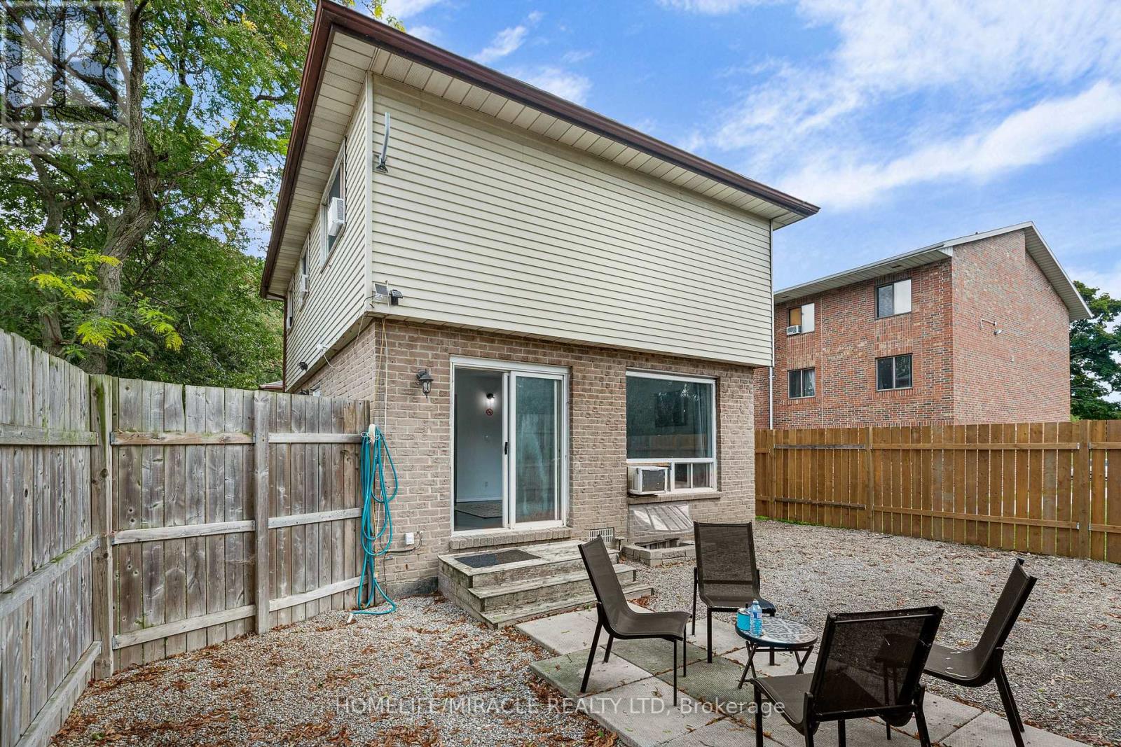 1180 HEATHFIELD COURT - 20