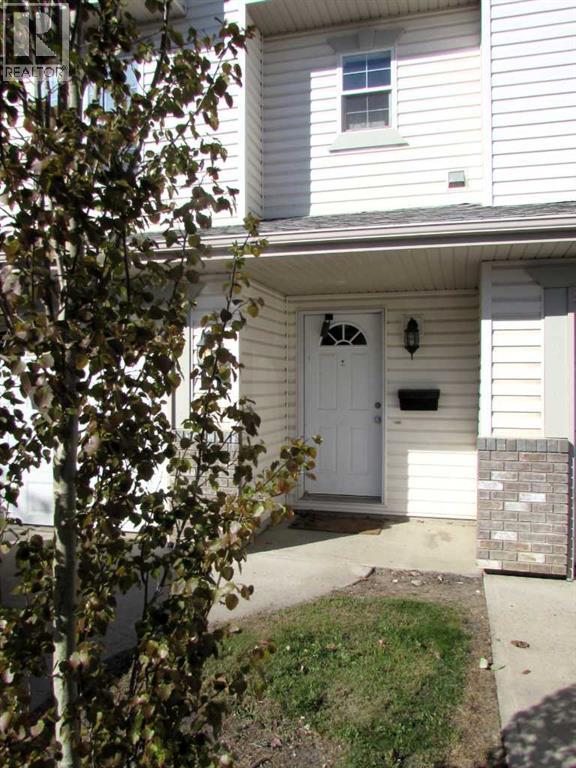 15 Kerry Wood Mews - 2