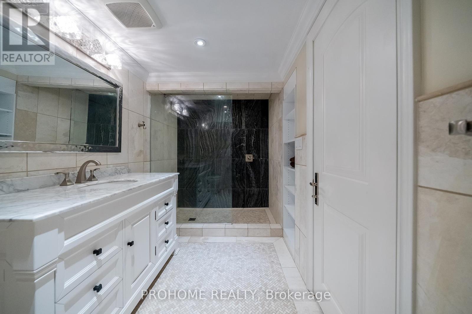 17 FOUNTAINVIEW LANE - Image 38