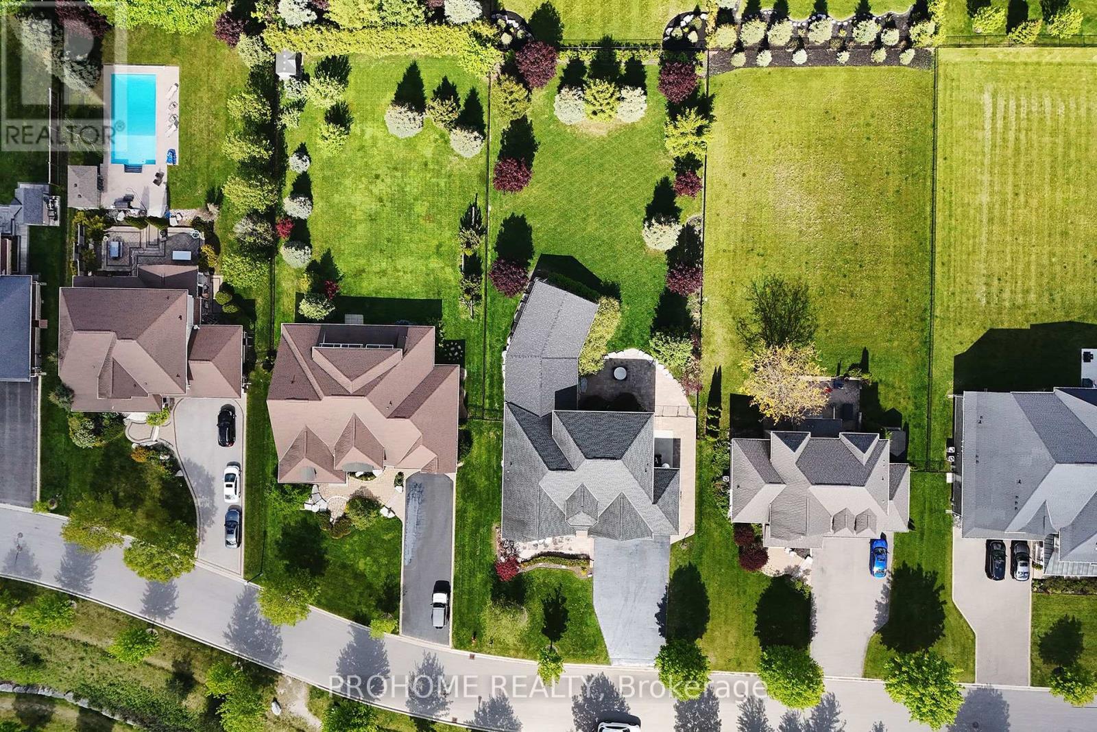 17 FOUNTAINVIEW LANE - Image 47