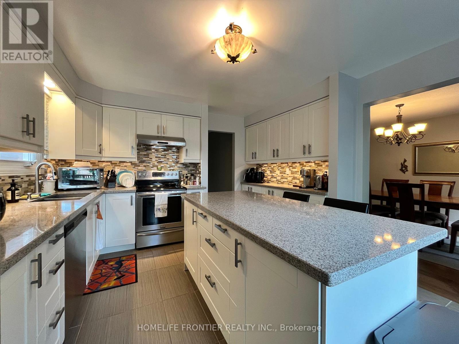 36 TAMARA DRIVE - 12
