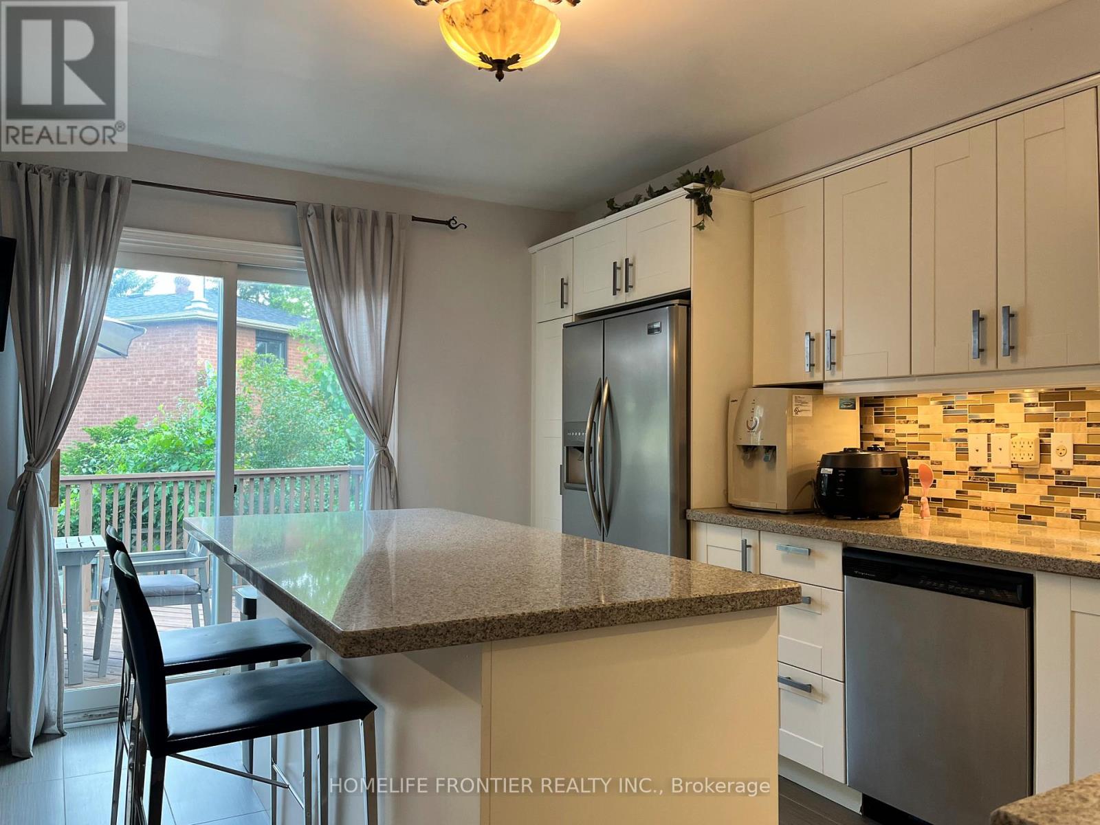 36 TAMARA DRIVE - 14