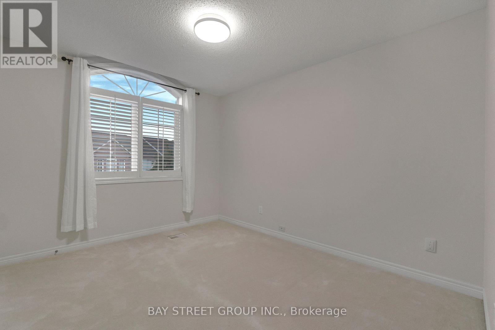 80 IRISH ROSE DRIVE - 29