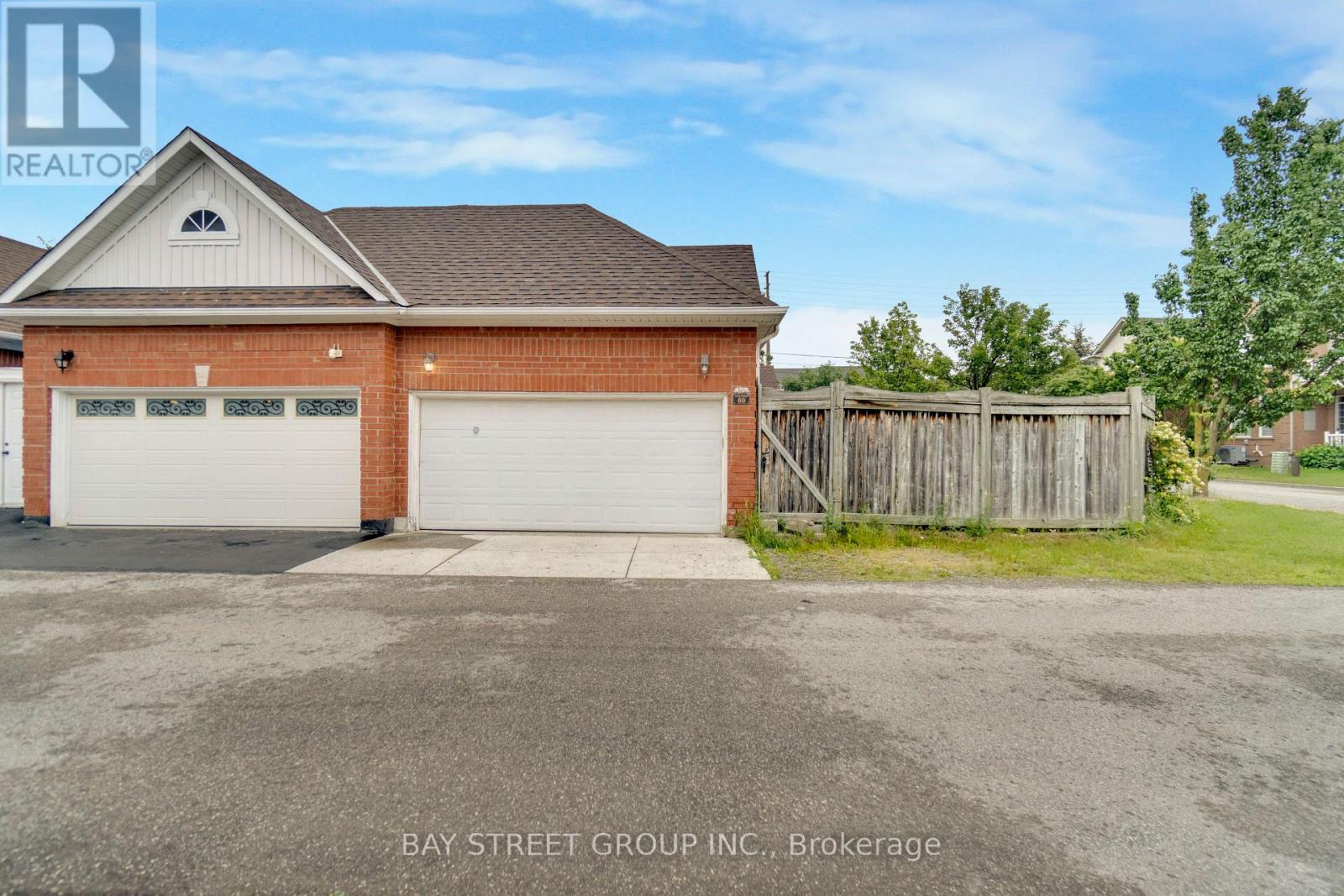 80 IRISH ROSE DRIVE - 40