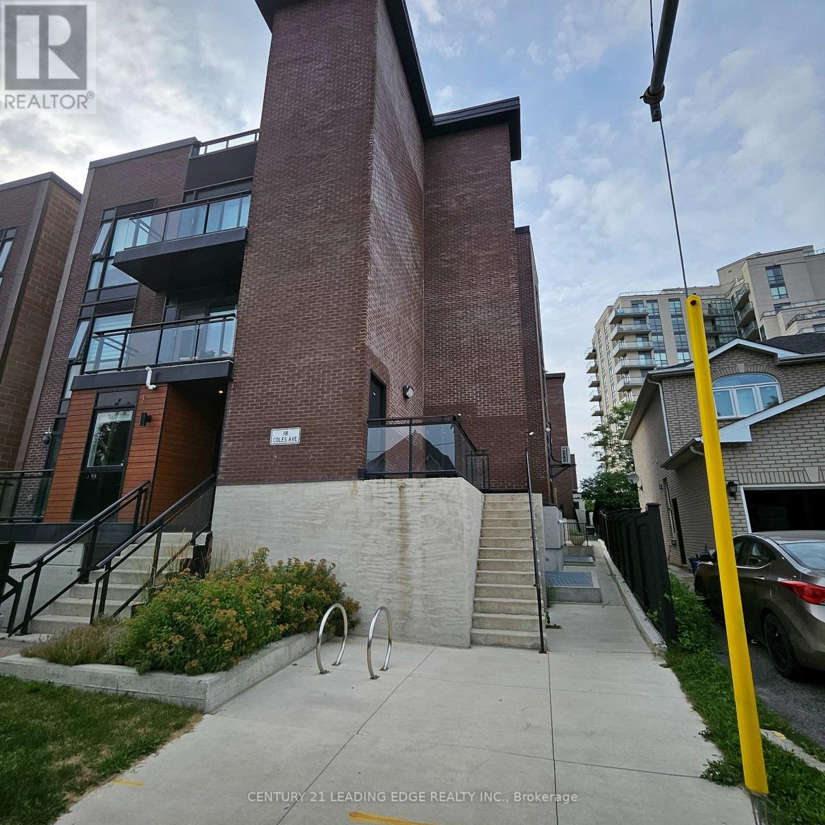 Photo of 603 - 18 COLES AVENUE