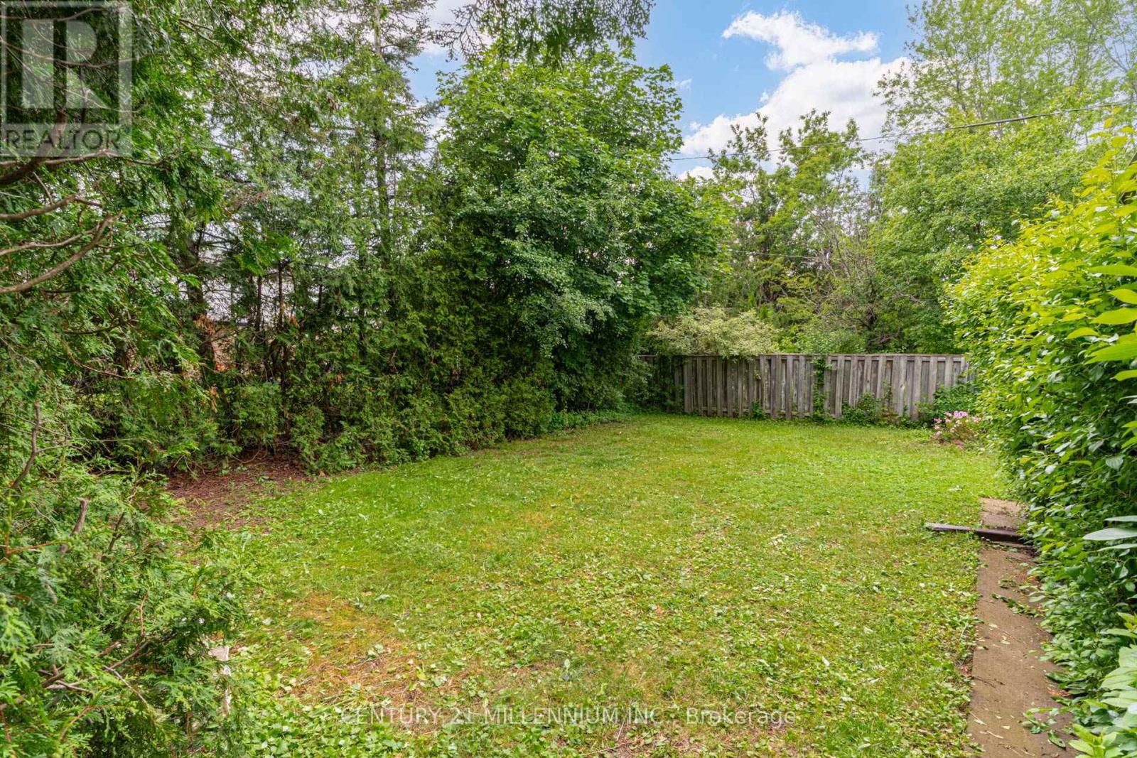 2 DURHAM CRESCENT - 39
