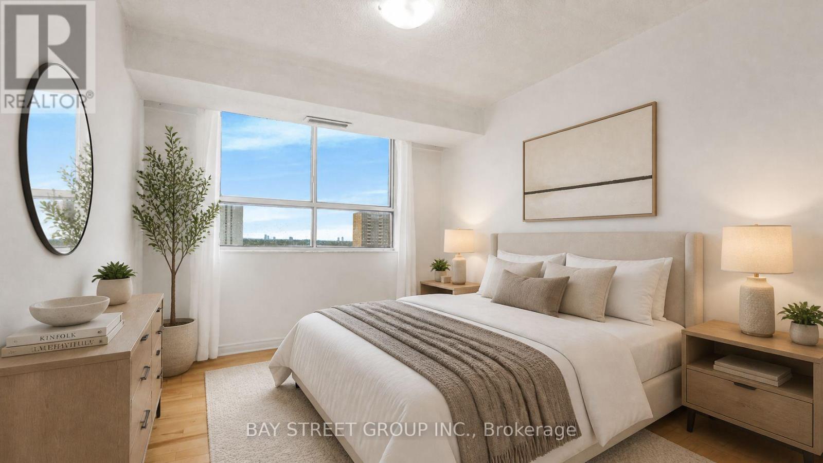 #1207 10 STONEHILL COURT - 23