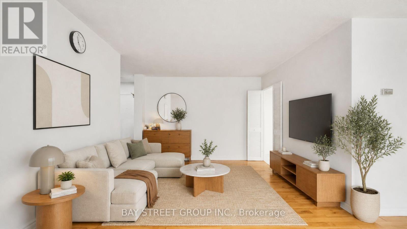 #1207 10 STONEHILL COURT - 12