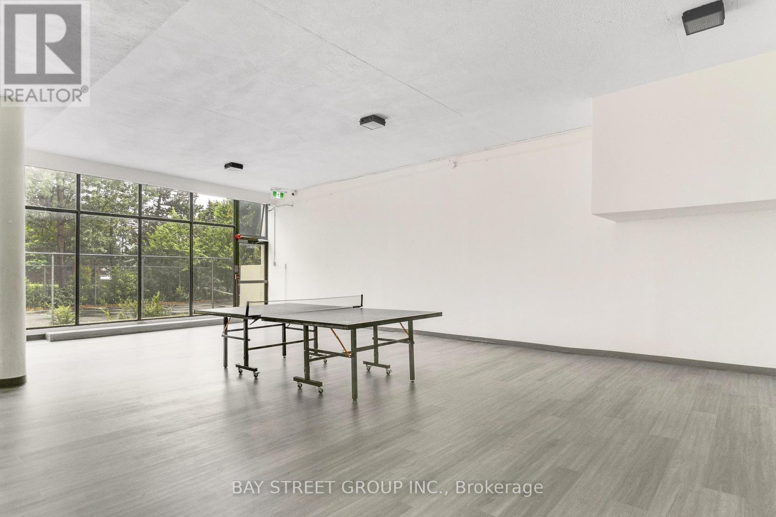 #1207 10 STONEHILL COURT - 36