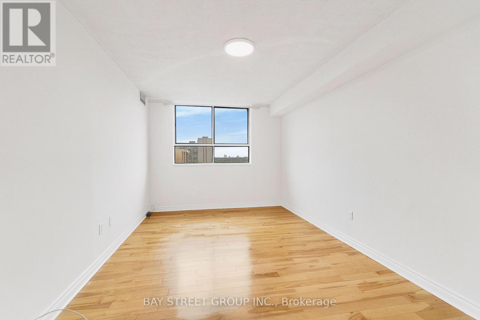#1207 10 STONEHILL COURT - 21