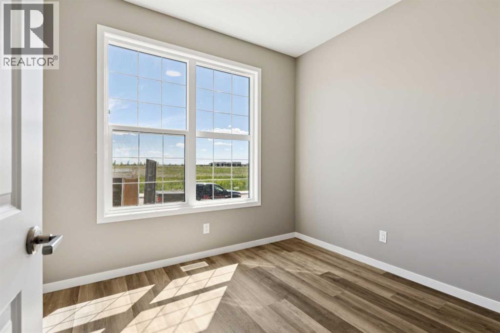25 Hotchkiss Road SE - 18