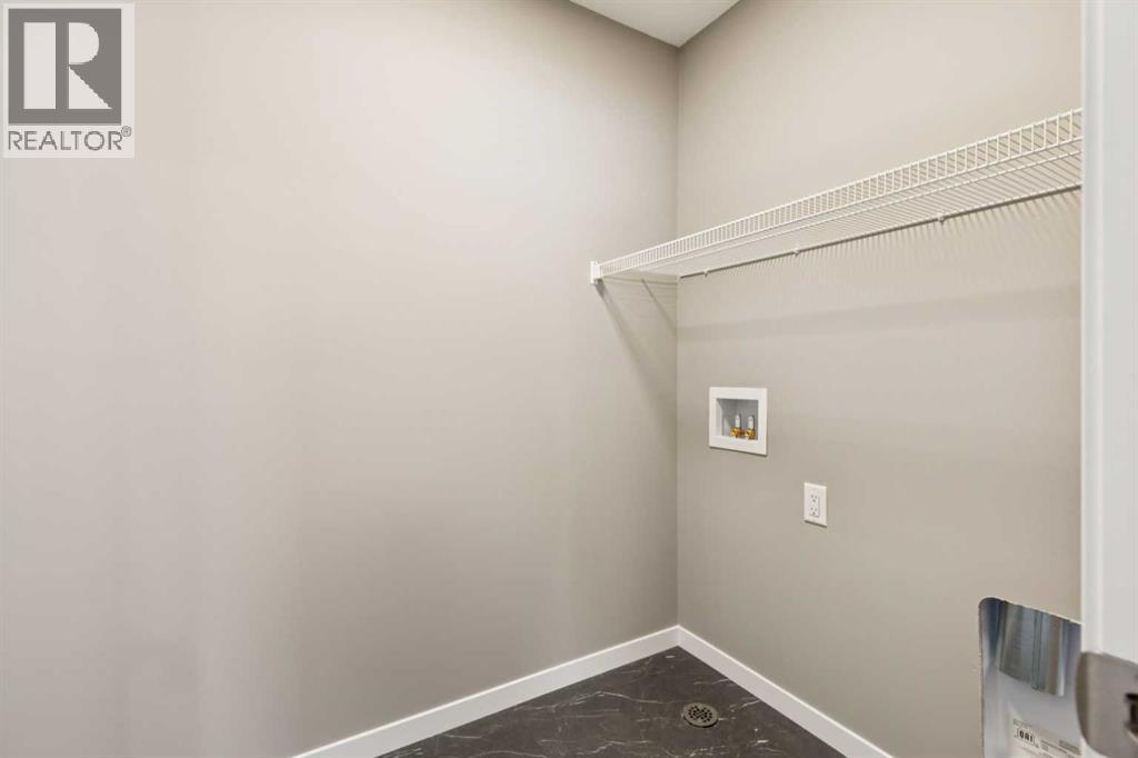 25 Hotchkiss Road SE - 30