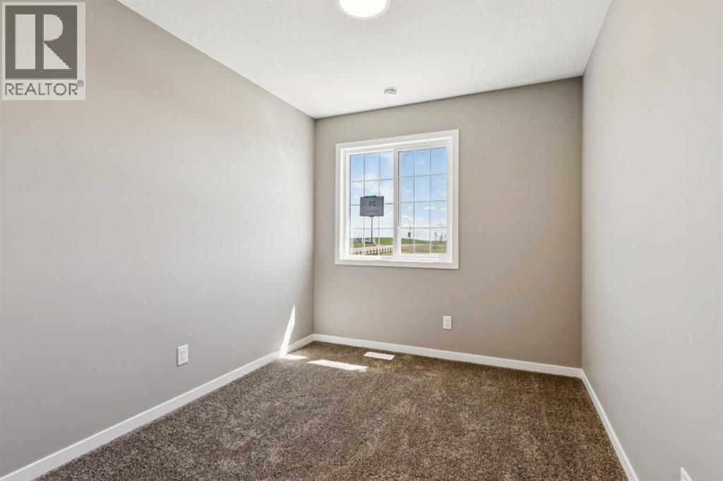 25 Hotchkiss Road SE - 27