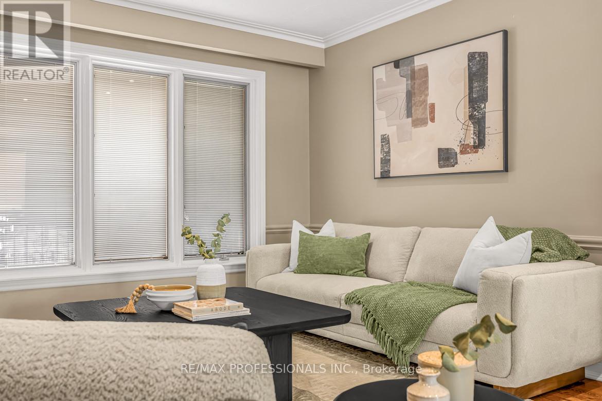 16 WOODPARK ROAD - 10