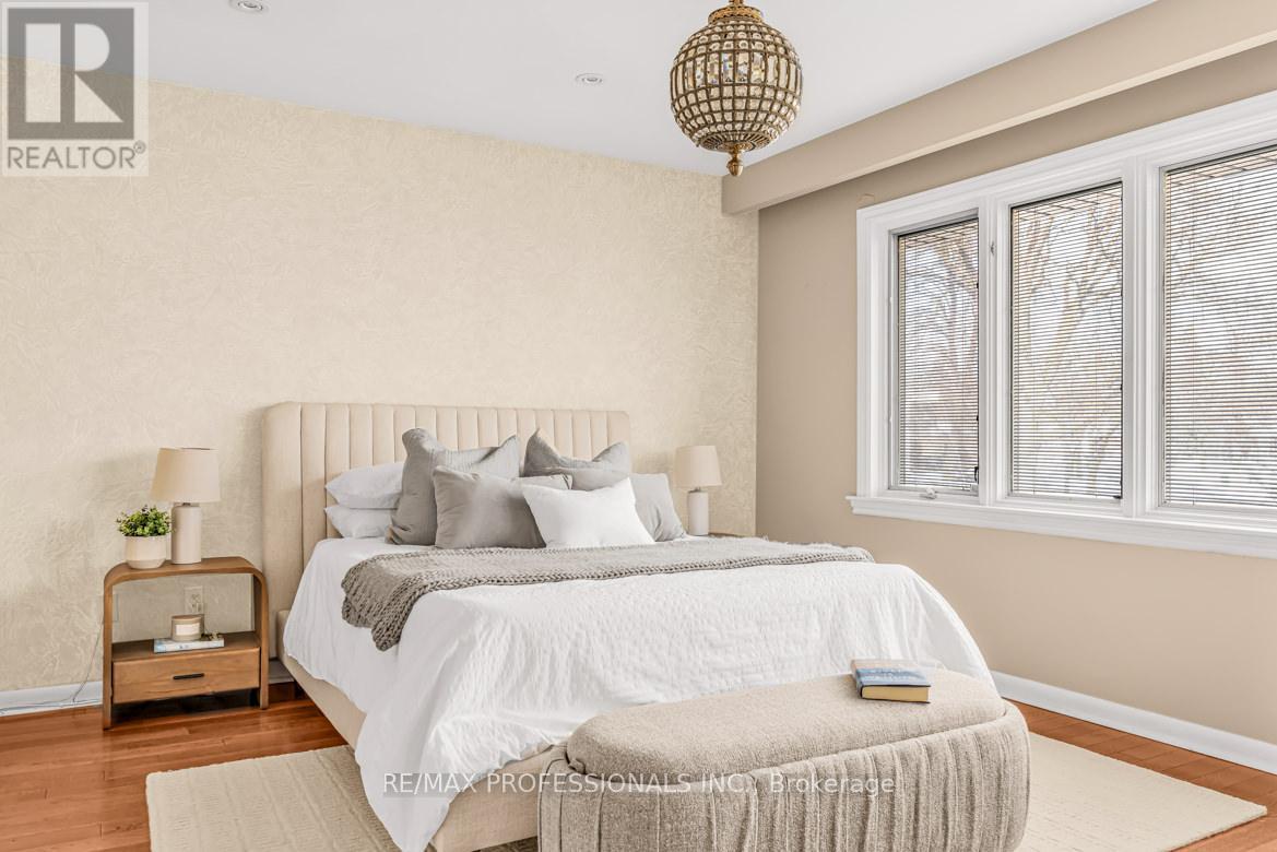 16 WOODPARK ROAD - 34