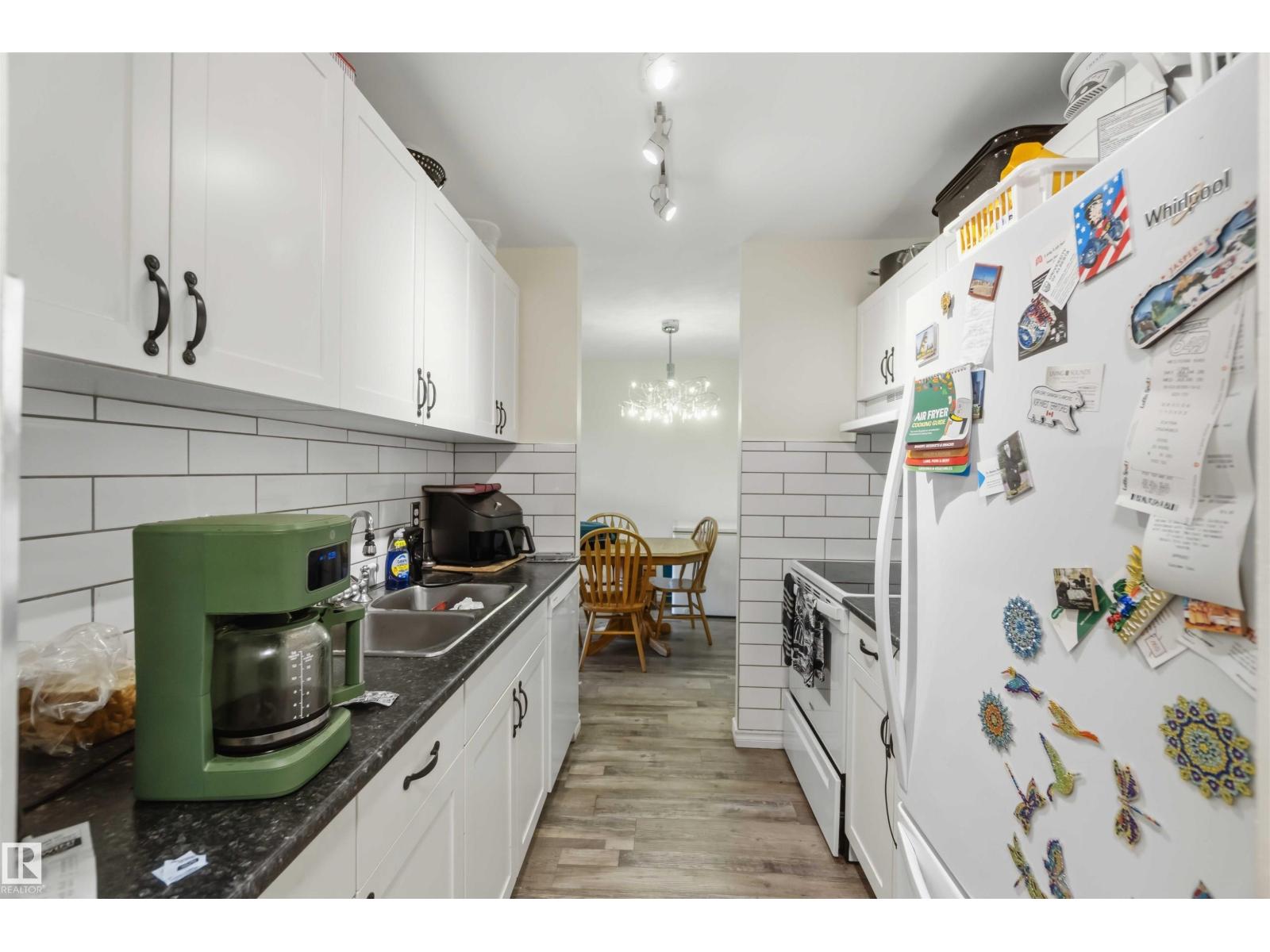 #204 4601 131 AV NW - 9