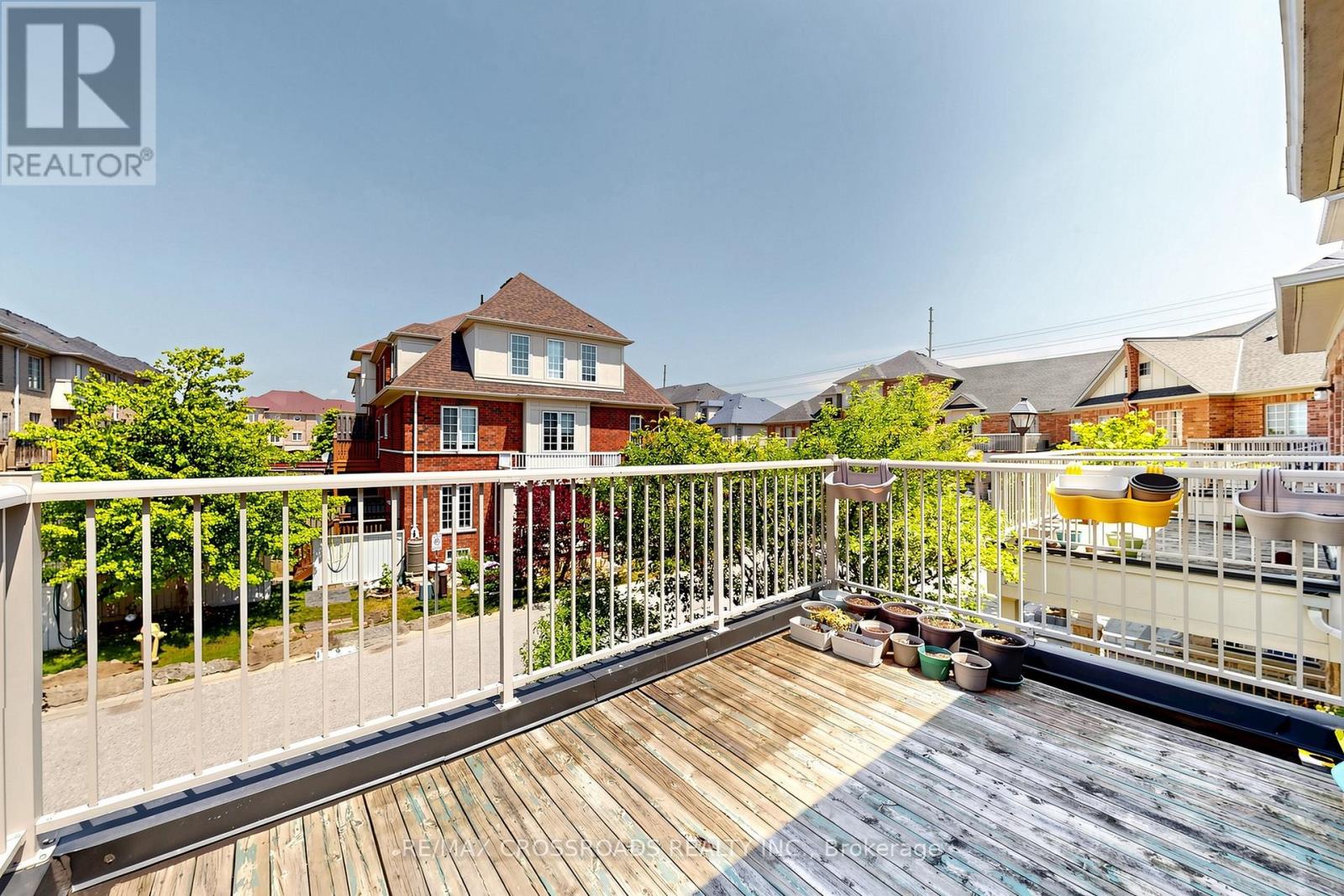 41 PRINCE CHARLES WAY - 16