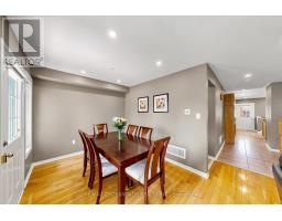 41 Prince Charles Way, Markham, ON L6C0B4 Photo 12