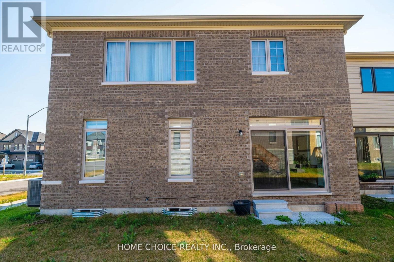22 LUDLOW DRIVE E - Image 38