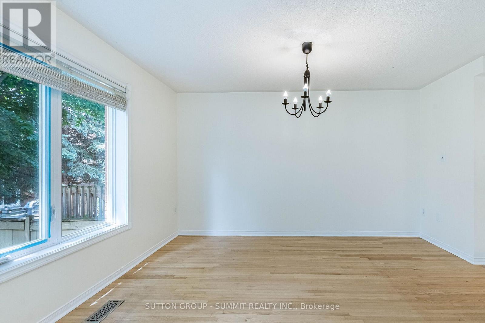 #63 1591 SOUTH PARADE COURT - 16