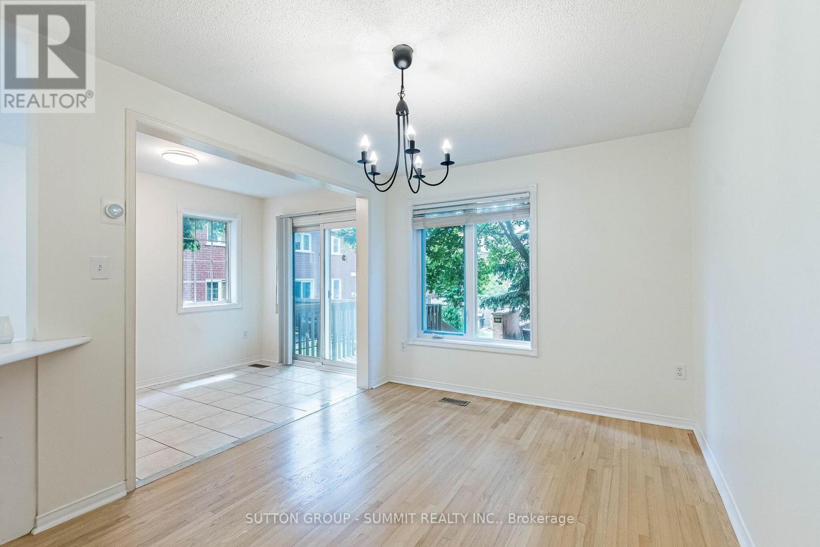 #63 1591 SOUTH PARADE COURT - 18