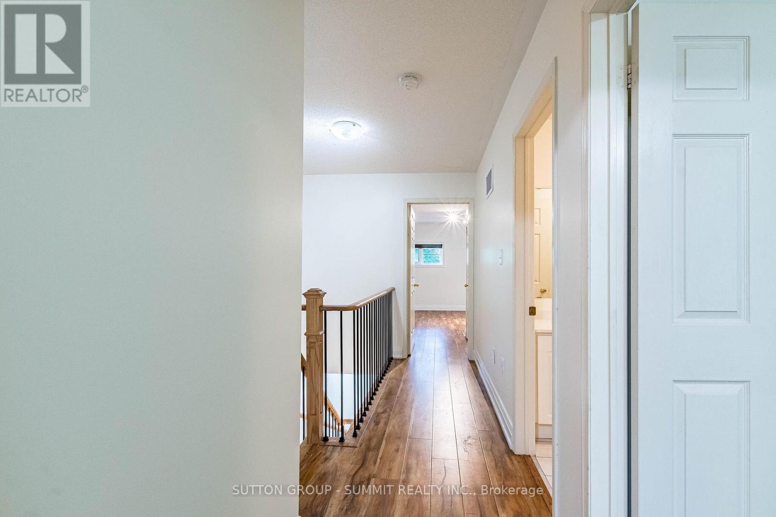 #63 1591 SOUTH PARADE COURT - 25