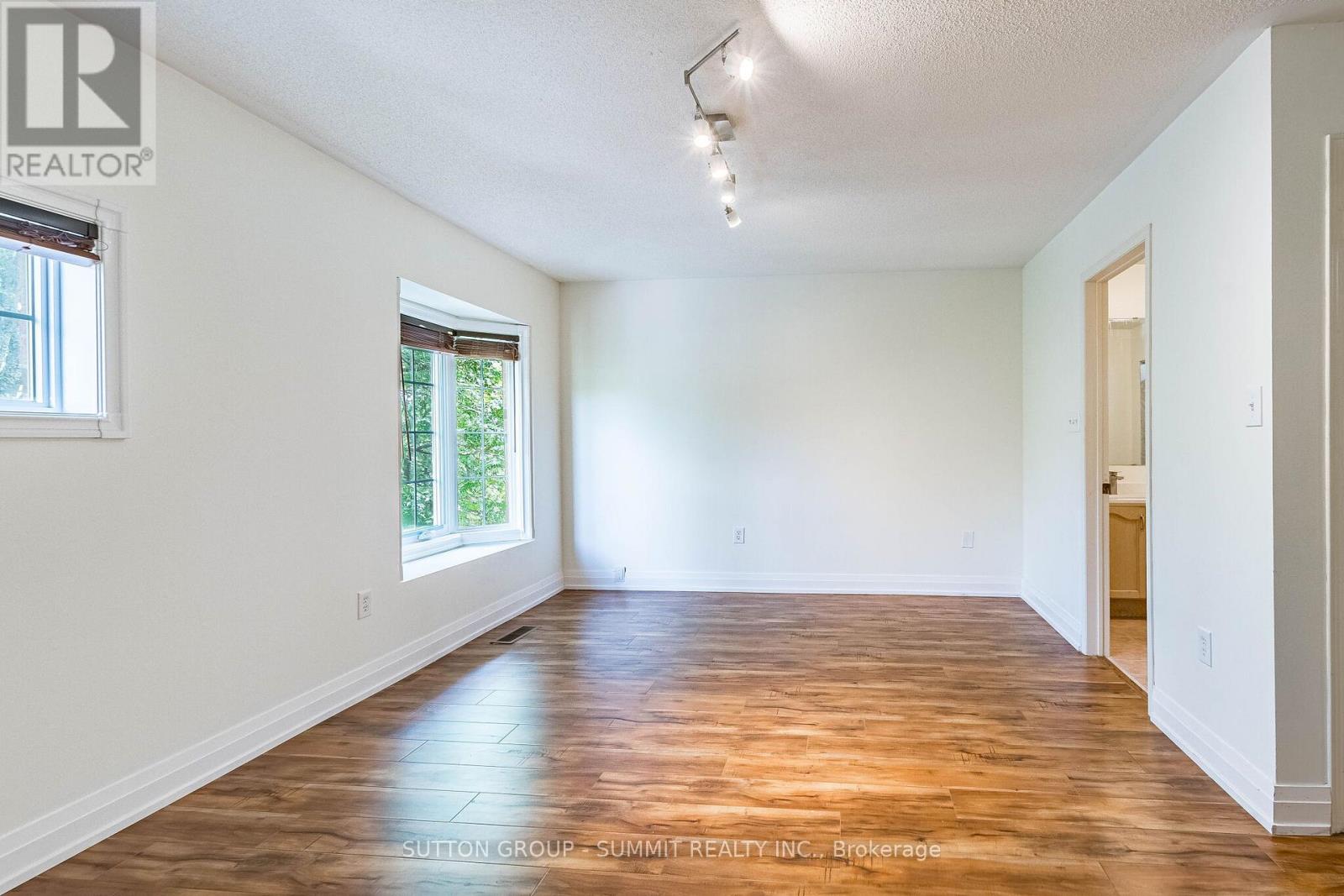 #63 1591 SOUTH PARADE COURT - 29